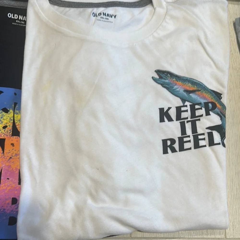 Old Navy Black Graphic Short Sleeve Tee - Picture 2 of 3
